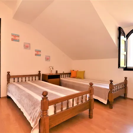 Apartment With Parking Space - 25442 *